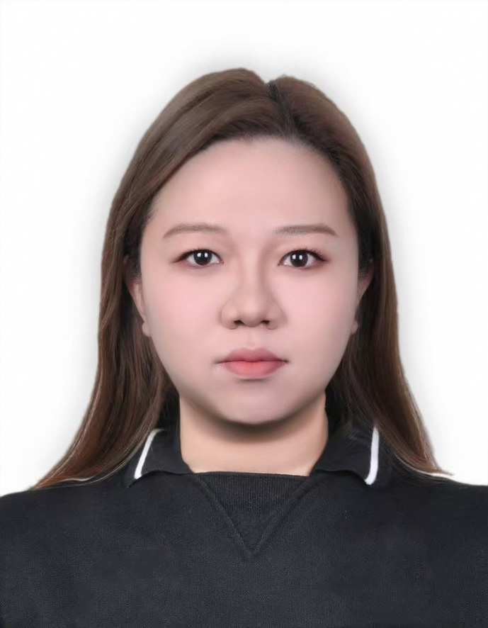 周子璇.jpg